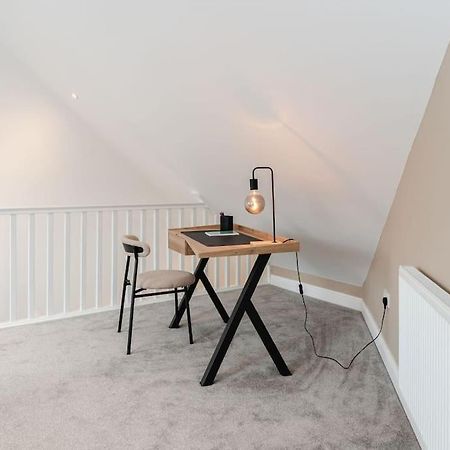 Boutique Apartment - Mazerystays Exley Εξωτερικό φωτογραφία