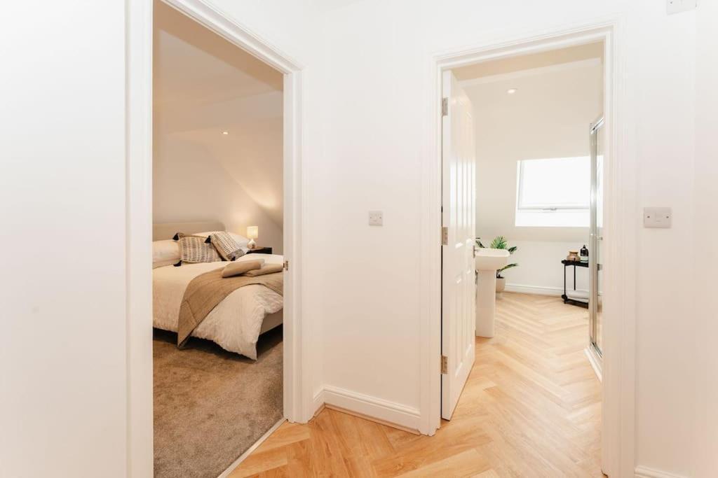 Boutique Apartment - Mazerystays Exley Εξωτερικό φωτογραφία